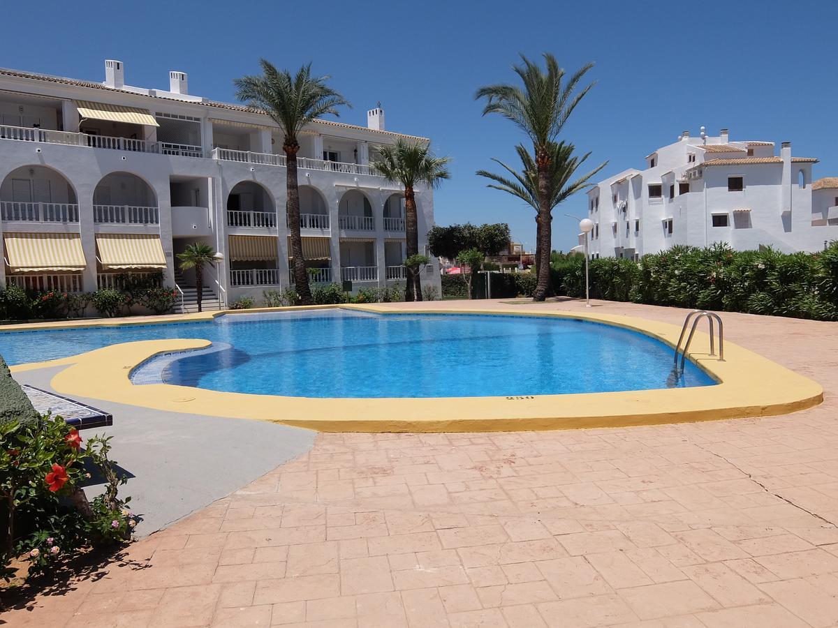 Roderic - Apartamento Junto Al Mar Oliva Luaran gambar